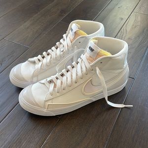 Nike Blazer Mid